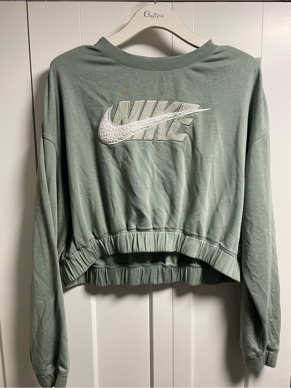 Nike Icon Clash Sherpa Swoosh Cropped Sweatshirt Sage Green Medium